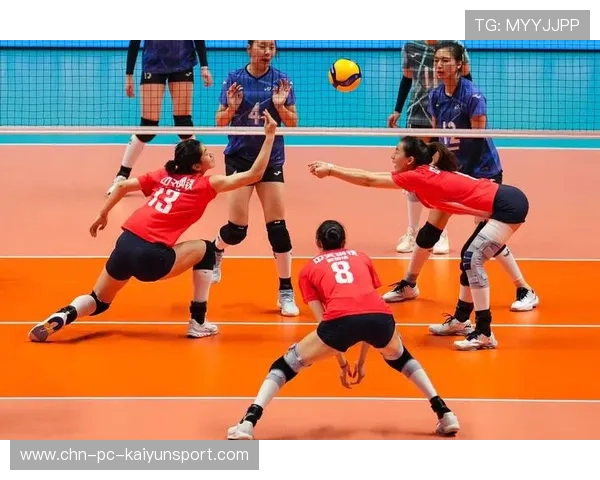 排球女队连续四次探头成功，对手彻底沉默